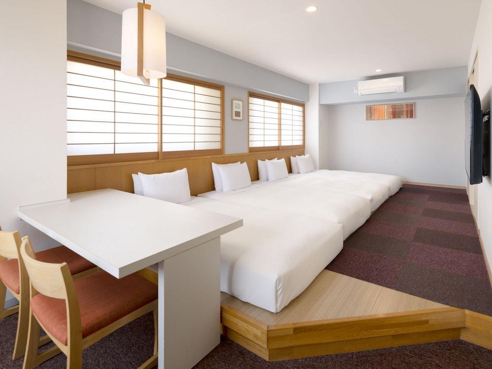 Tokyu Stay Monzen Nakacho Tokyo Room Type - Quad Room, Non Smoking, (Fourth-Use) With Washer & Dryer Tokyu Stay Monzen Nakacho Tokyo Room Type - Quad Room, Non Smoking, (Fourth-Use) With Washer & Dryer