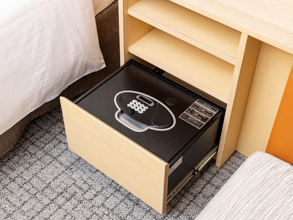 Tokyu Stay Monzen Nakacho Tokyo Room Type - Residential Family 2people, Non Smoking, With Washer & Dryer