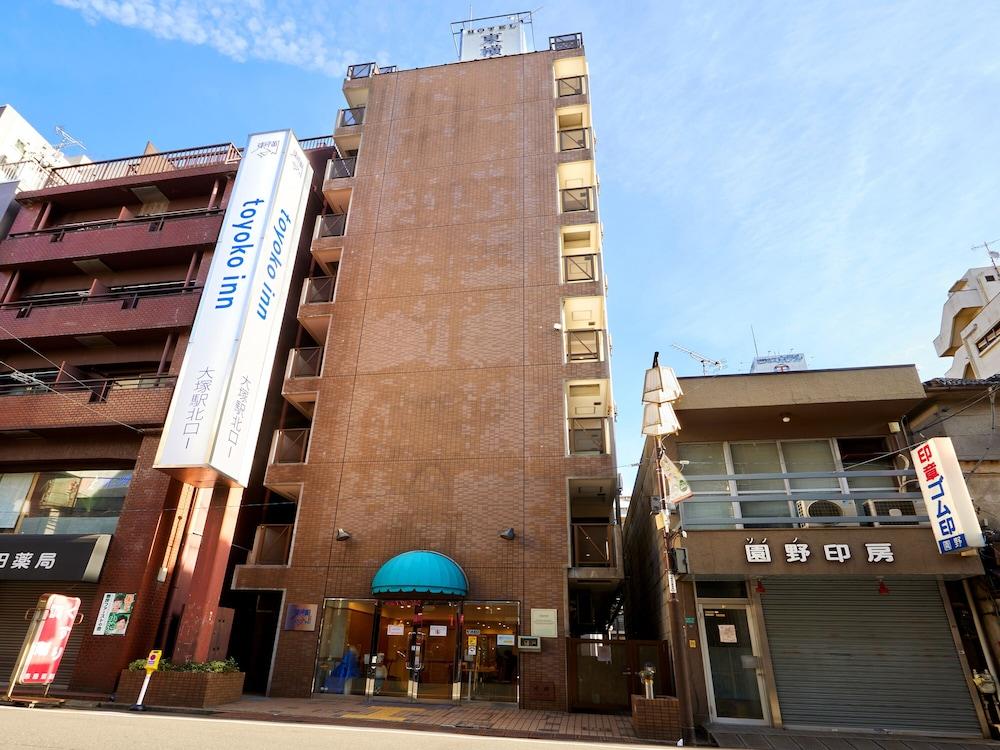 Toyoko Inn Tokyo Otsuka-eki Kita-guchi No.1 - Tap to explore photos