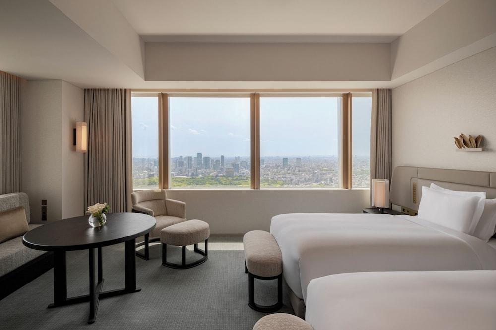 Park Hyatt Tokyo Room Type - 2 TWIN BEDS, CITY VIEW