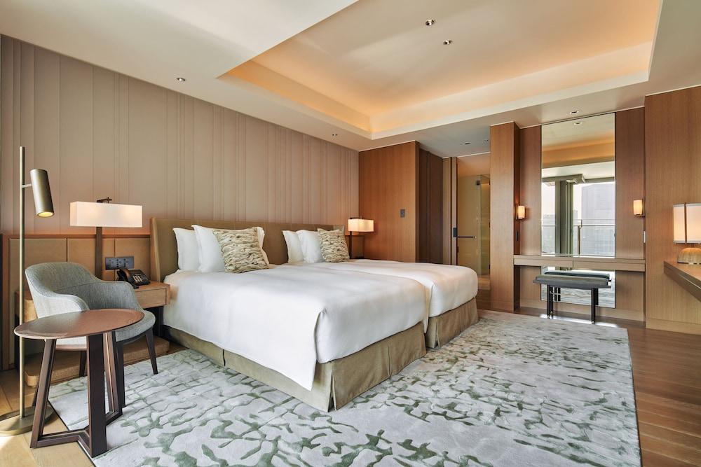 Palace Hotel Tokyo Room Type - Premier Suite Twin