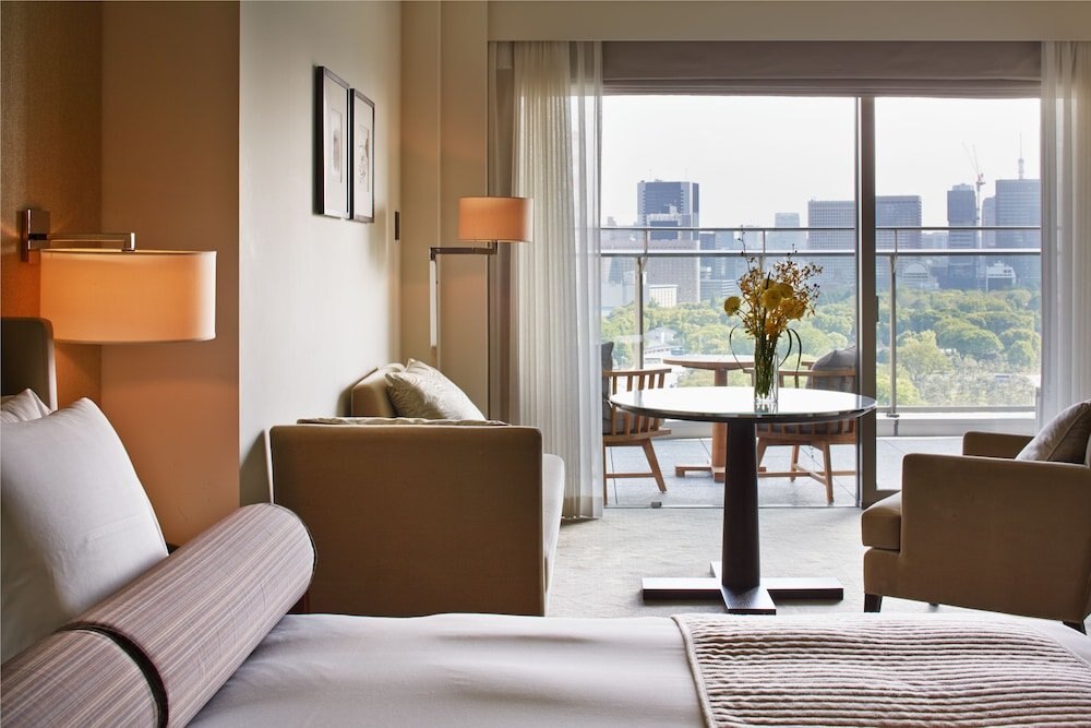 Palace Hotel Tokyo Room Type - Club Grand Deluxe King Room with Balcony