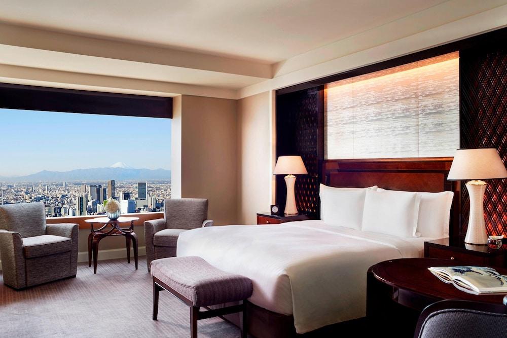 The Ritz-Carlton, Tokyo Room Type - Deluxe Room, 1 King Bed, Non Smoking