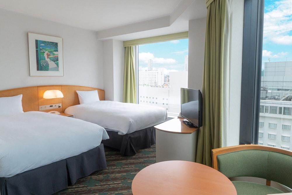 Shinagawa Prince Hotel Room Type - Main Tower Corner Twin Room with Sofa, Non-Smoking (6th-16th floors)