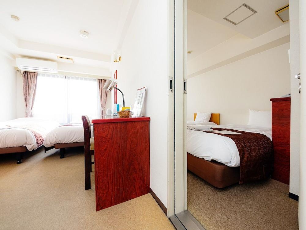 Sky Heart Hotel Koiwa Room Type - Economy Quadruple Room, Smoking