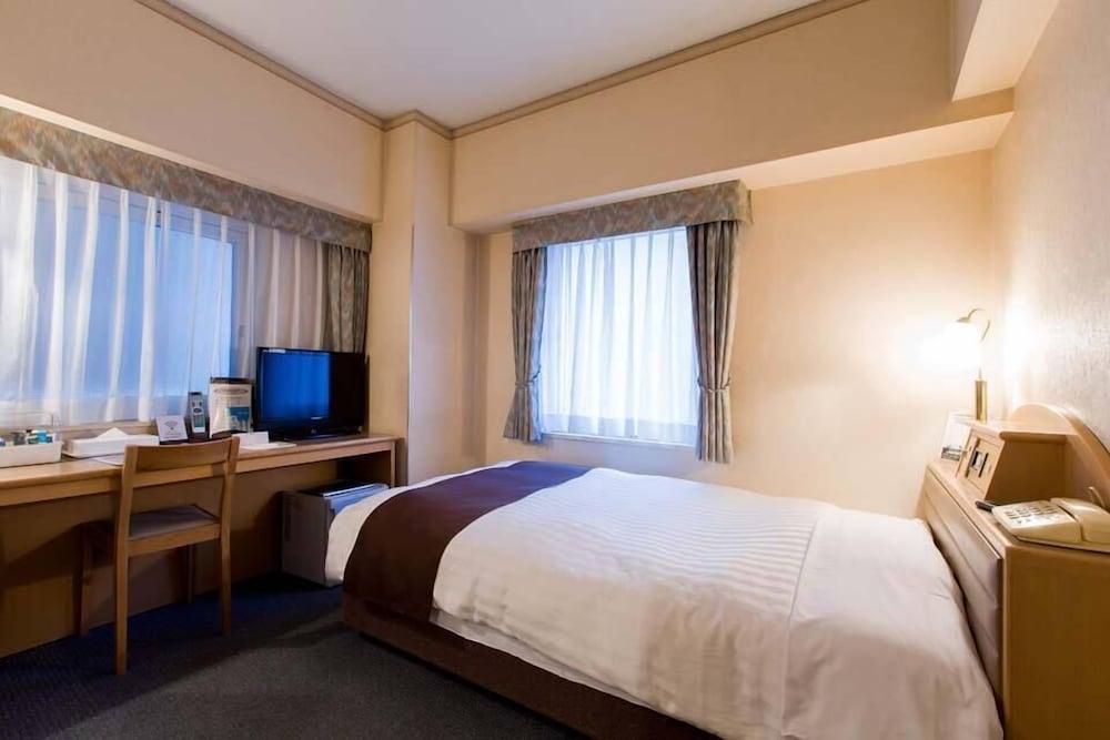 Hotel Star Plaza Ikebukuro Room Type - Double, Smoking (Bed width 140cm)