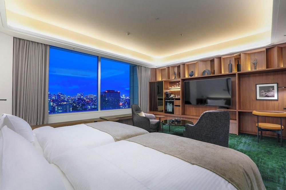 Tokyo Dome Hotel Room Type - Executive Suite C , Non Smoking, 39-41F(with breakfast/separate breakfast fee for 6 y/o and under) Tokyo Dome Hotel Room Type - Executive Suite C , Non Smoking, 39-41F(with breakfast/separate breakfast fee for 6 y/o and under)