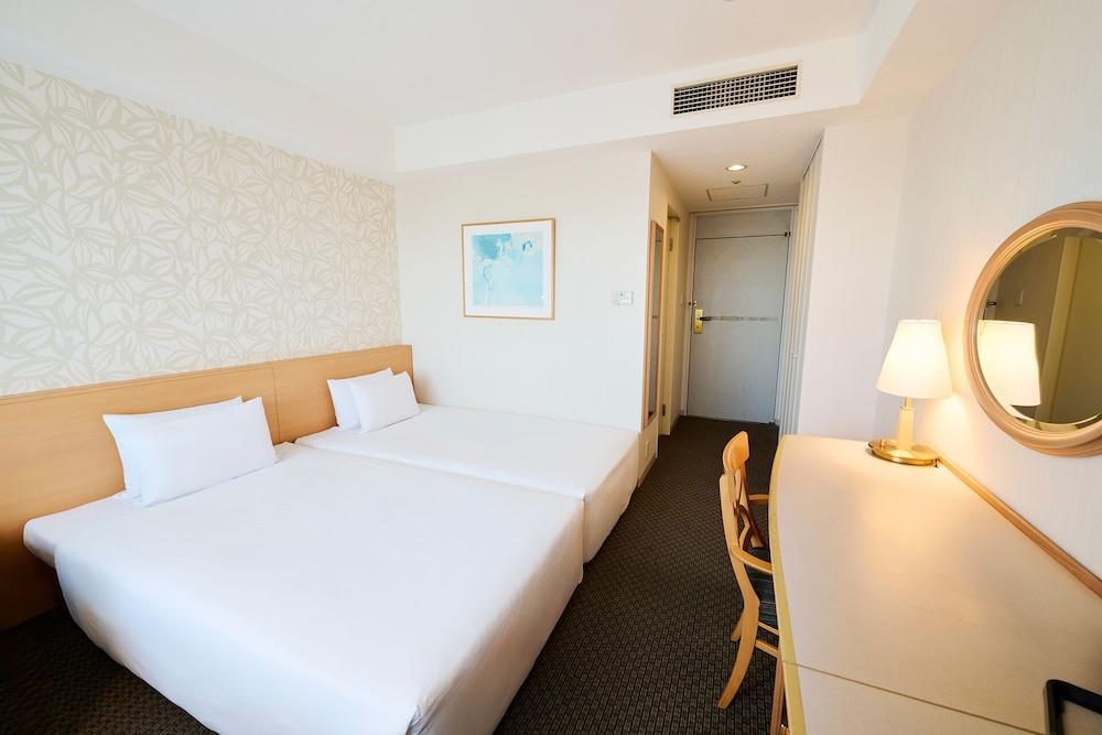 Tobu Hotel Levant Tokyo Room Type - Economy Twin Room, Non Smoking (No Tower View) Tobu Hotel Levant Tokyo Room Type - Economy Twin Room, Non Smoking (No Tower View)