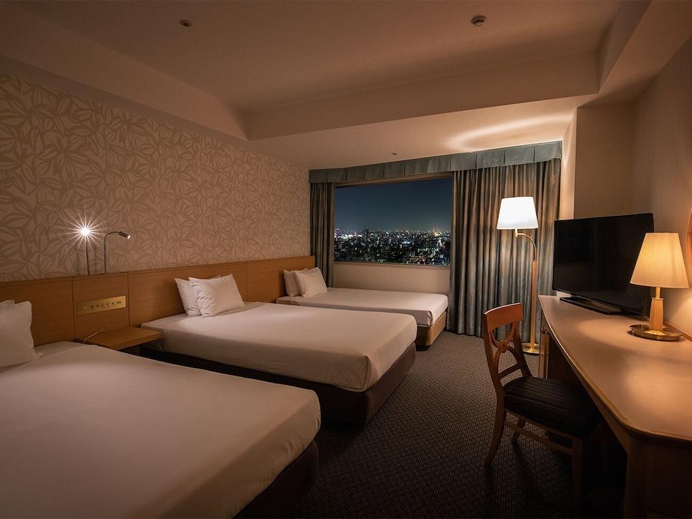 Tobu Hotel Levant Tokyo Room Type - Triple Room, Non Smoking (SKYTREE View) Tobu Hotel Levant Tokyo Room Type - Triple Room, Non Smoking (SKYTREE View)