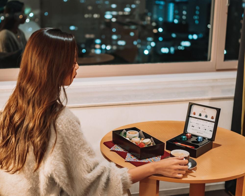 The Prince Sakura Tower Tokyo, Autograph Collection Room Type - [Executive Floor] Deluxe King Room, Non Smoking + Lounge/Sauna Access
