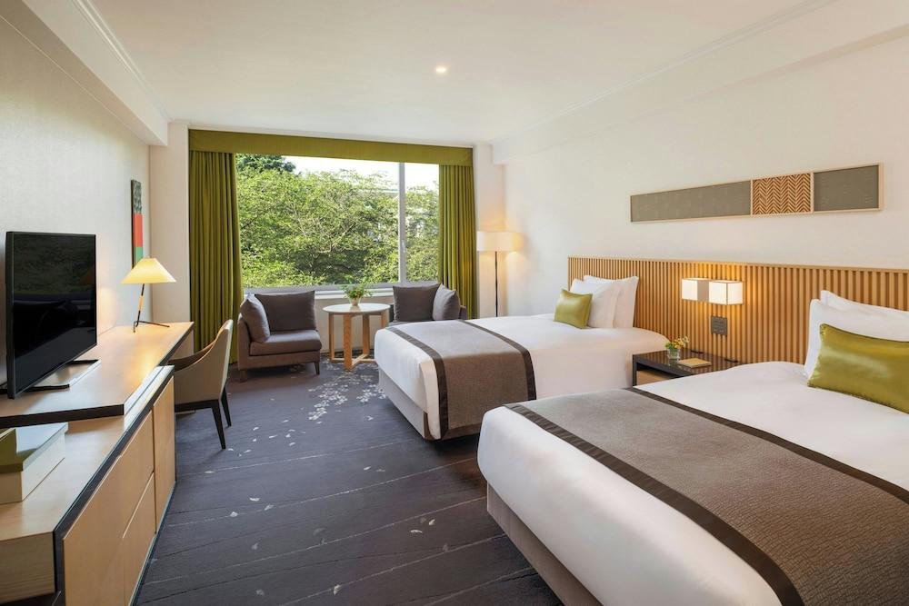 The Prince Sakura Tower Tokyo, Autograph Collection Room Type - Deluxe Twin Room (Non-Smoking)+ Sauna Access