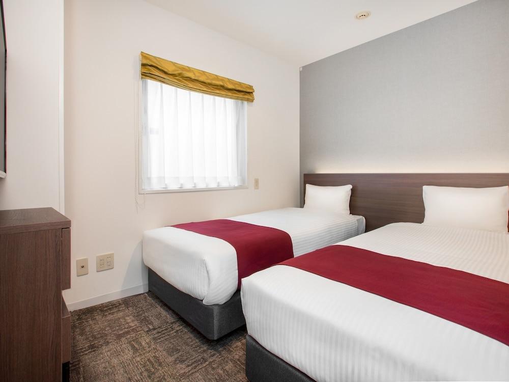 Hotel Villa Fontaine Tokyo - Nihombashi Mitsukoshimae Room Type - Twin Room, Non Smoking (14sqm)