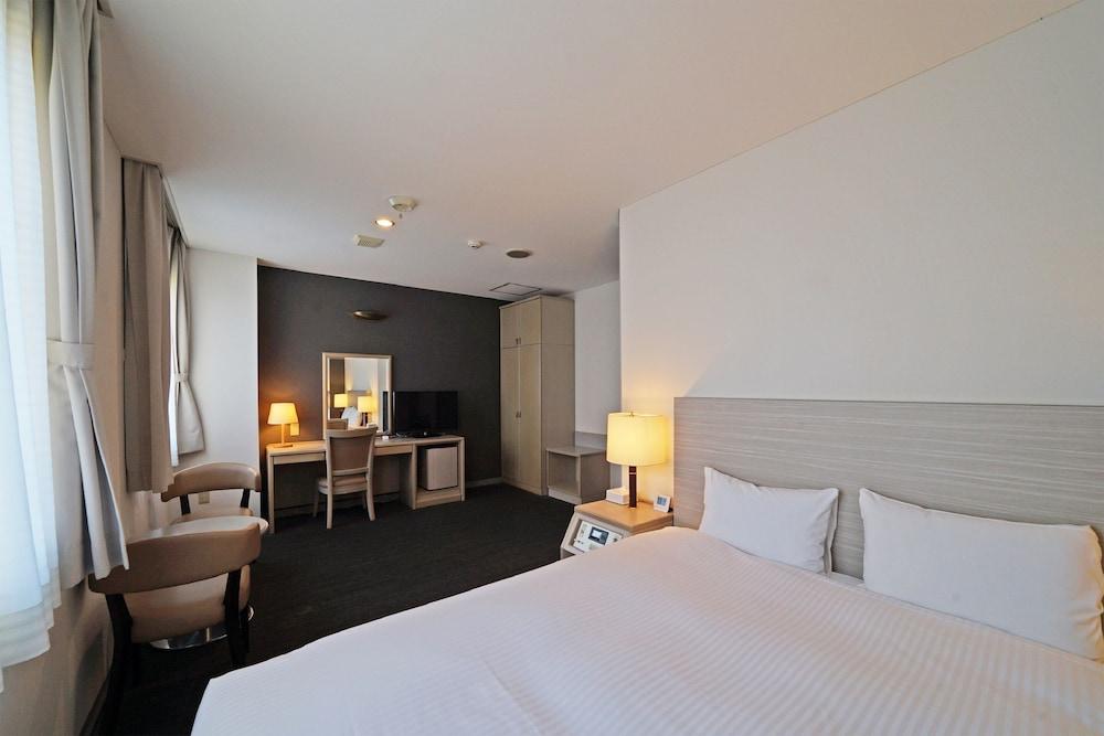 Chisun Hotel Kamata Room Type - Deluxe Double Room, Non Smoking
