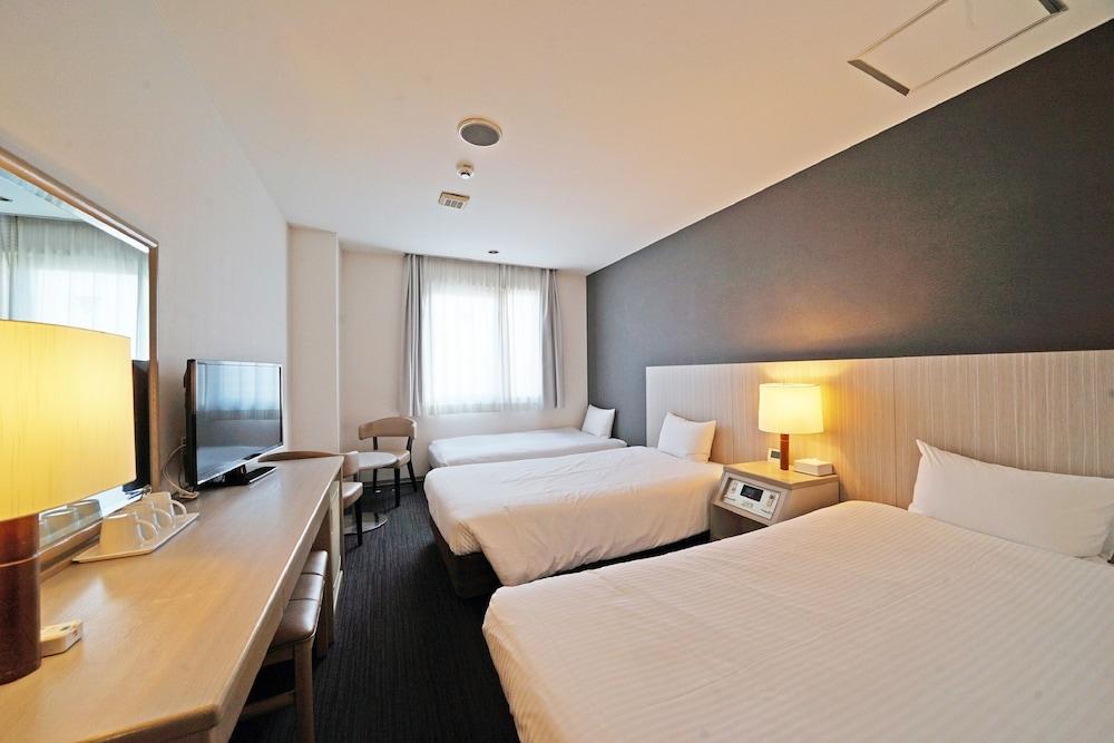 Chisun Hotel Kamata Room Type - Superior Triple Room, Smoking Chisun Hotel Kamata Room Type - Superior Triple Room, Smoking