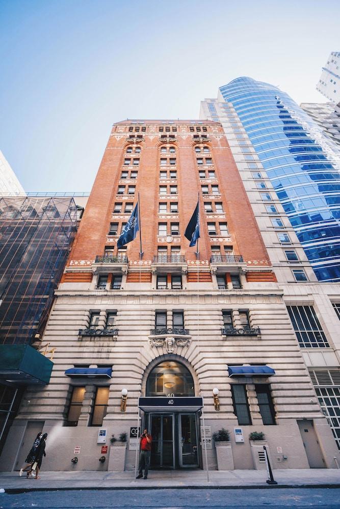 Club Quarters, Times Square - Midtown - Tap to explore photos