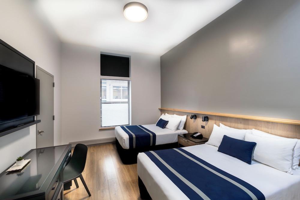 Americana Inn Room Type - Room, 2 Double Beds, Private Bathroom