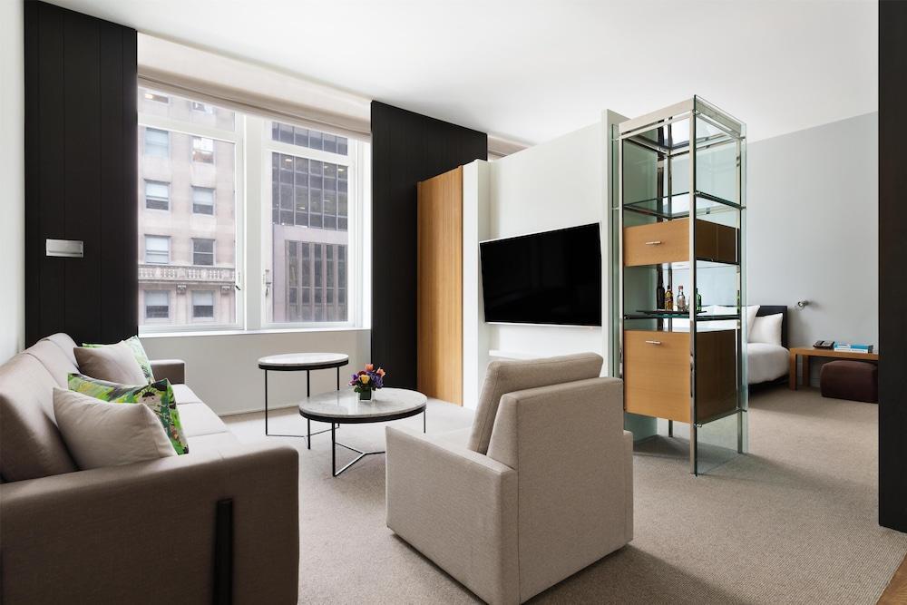 ANDAZ 5TH AVENUE, BY HYATT Room Type - Suite (Loft)