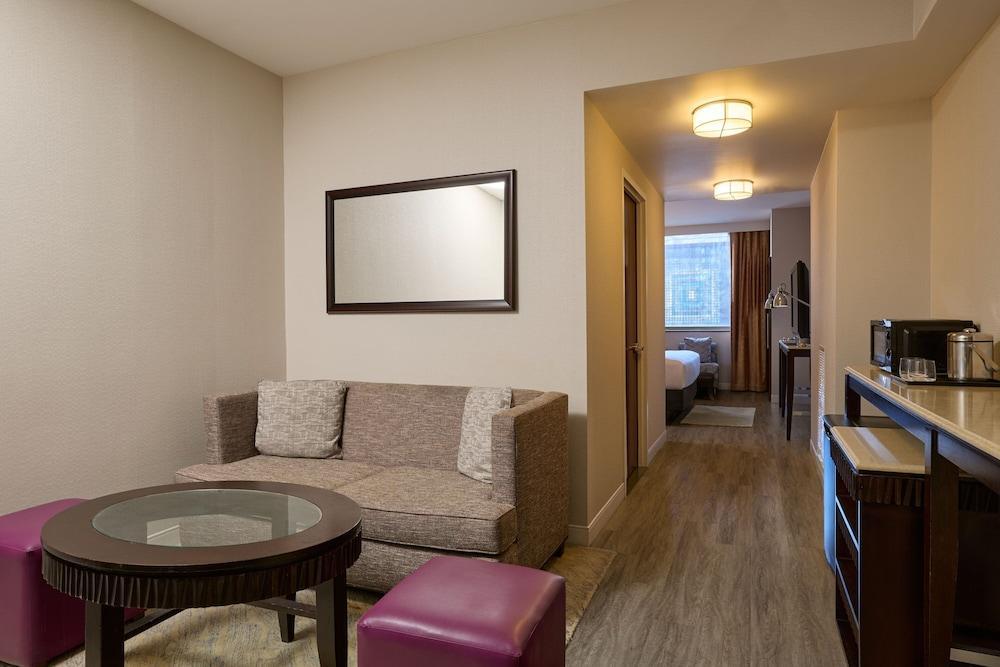 Sheraton Brooklyn New York Hotel - Tap to explore photos