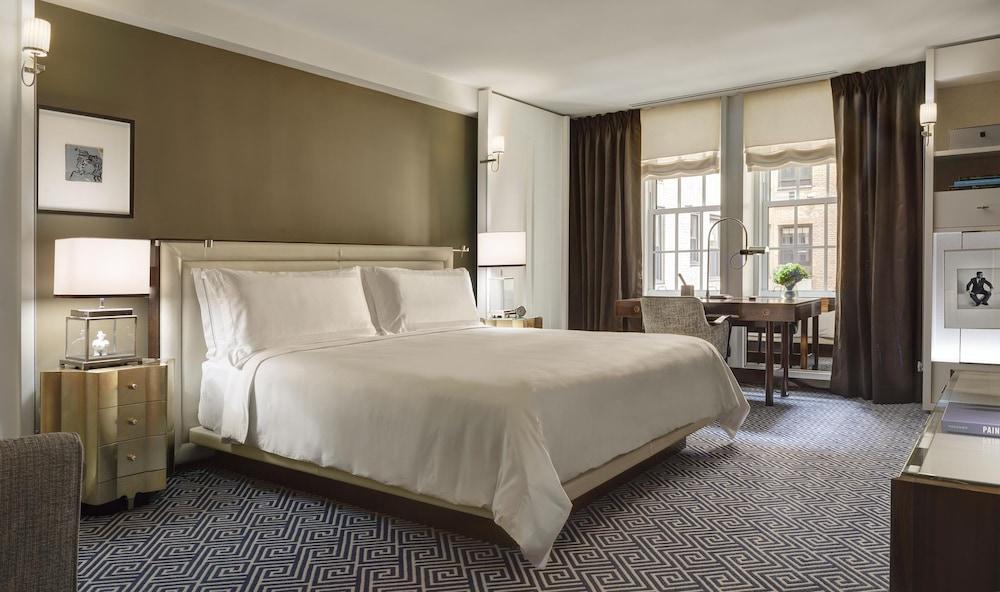 The Carlyle, A Rosewood Hotel Room Type - Deluxe Room, 1 King Bed, Accessible (Mobility Accessible) The Carlyle, A Rosewood Hotel Room Type - Deluxe Room, 1 King Bed, Accessible (Mobility Accessible)