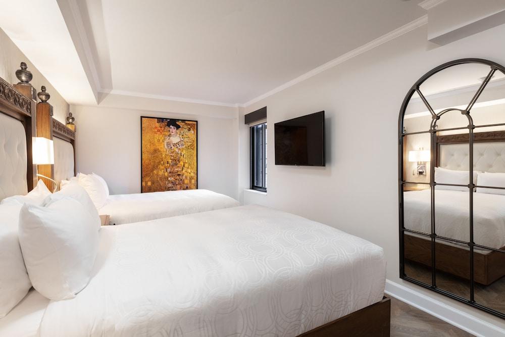 Westgate New York Grand Central Room Type - Luxe Two Queen Beds