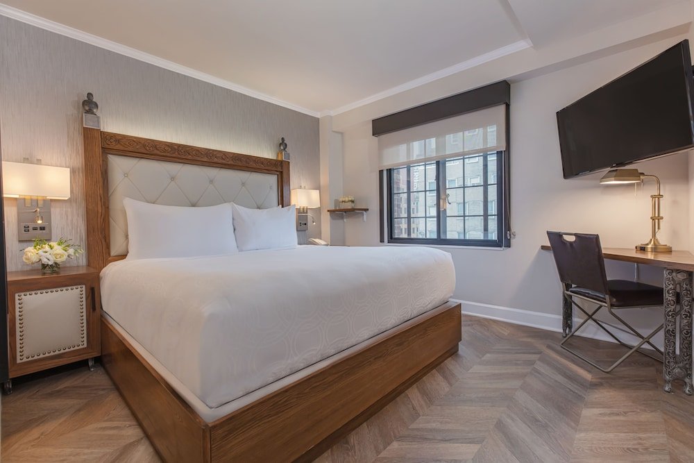 Westgate New York Grand Central Room Type - Luxe King Room