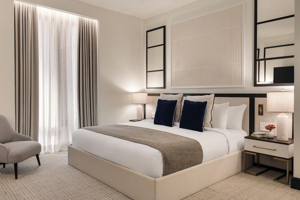 Eurostars The Chemists’ Club Hotel Room Type - Deluxe Room, 1 Queen Bed (2 Pax)