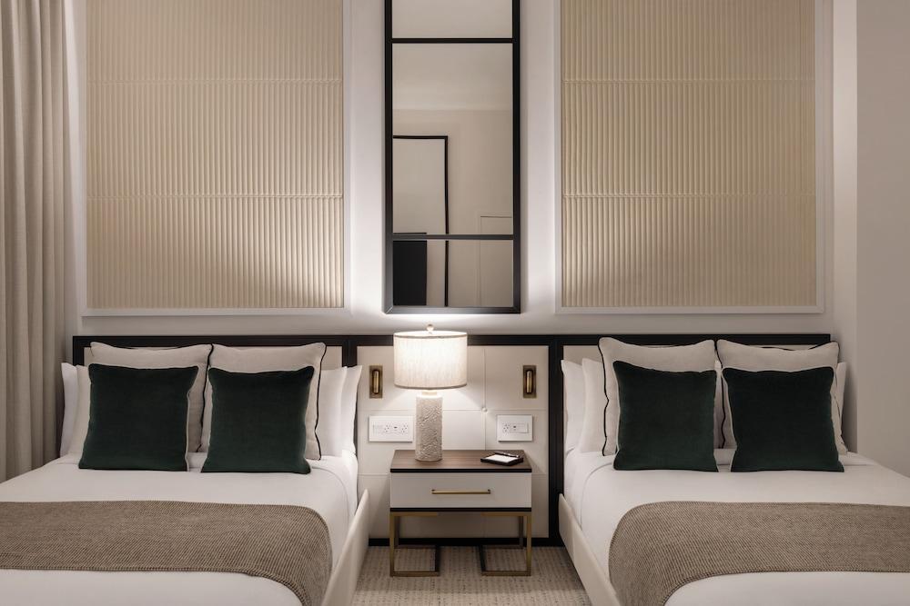 Eurostars The Chemists’ Club Hotel Room Type - Deluxe Room, Accessible (2 Double Beds | 2 Pax)