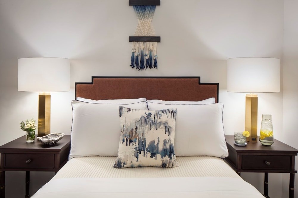 Redford Hotel Room Type - Redford Queen