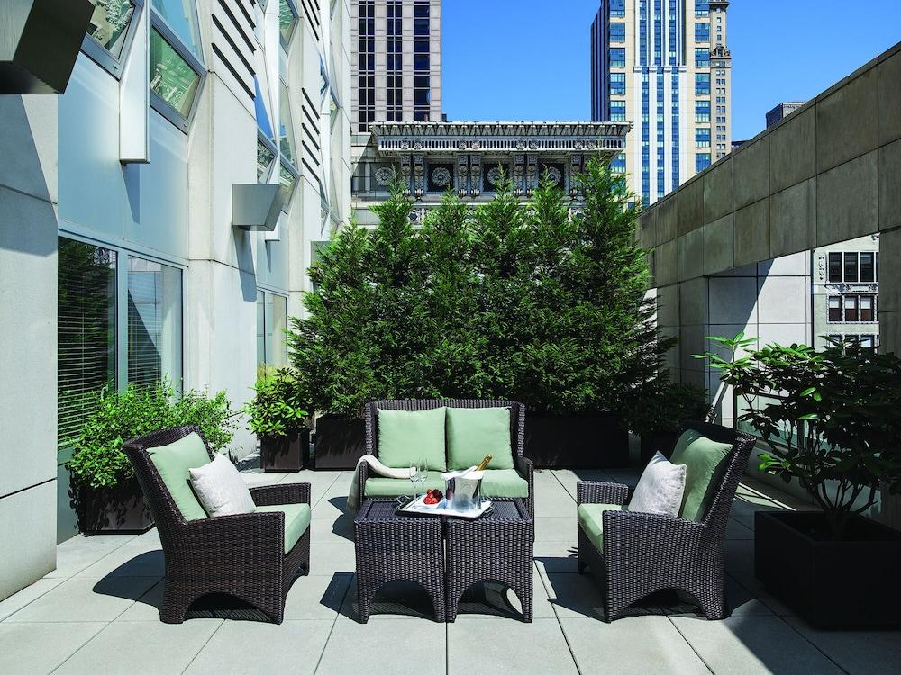 The Langham, New York, Fifth Avenue - Tap to explore photos