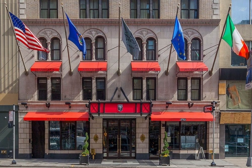 Fitzpatrick Manhattan Hotel - Tap to explore photos