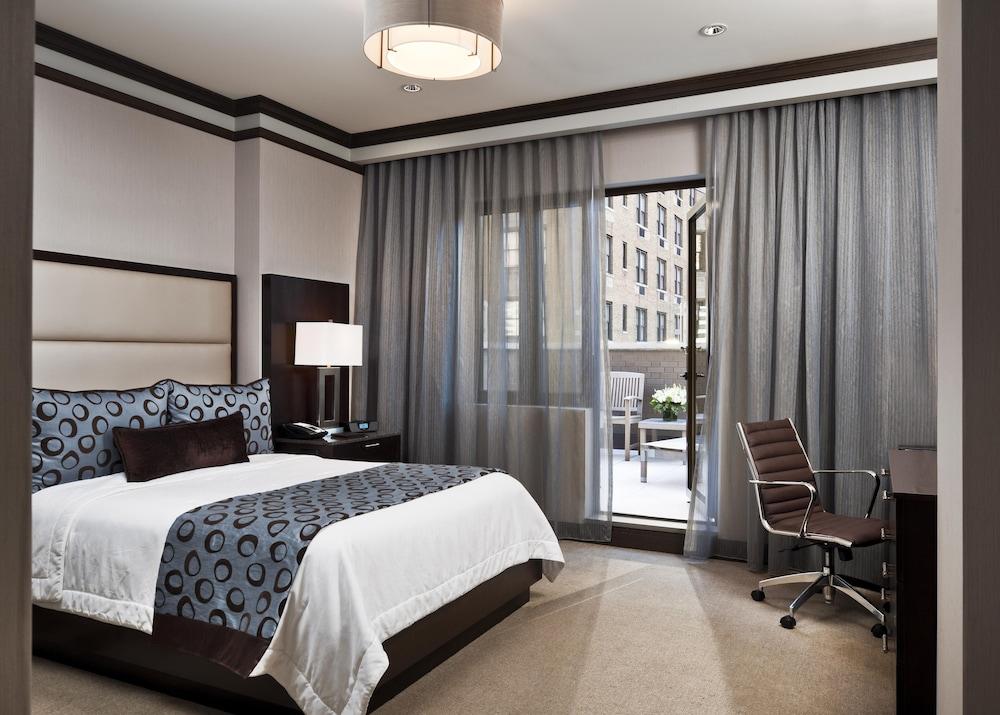 The Pearl New York Room Type - Deluxe Room, 1 King Bed, Balcony