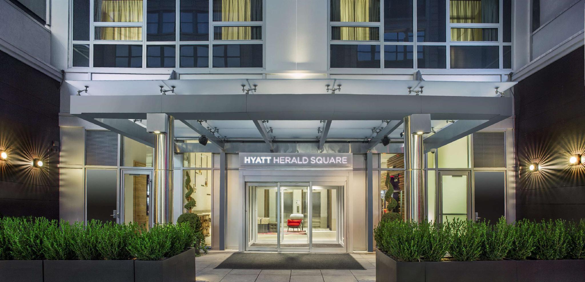 Hyatt Herald Square New York - Tap to explore photos
