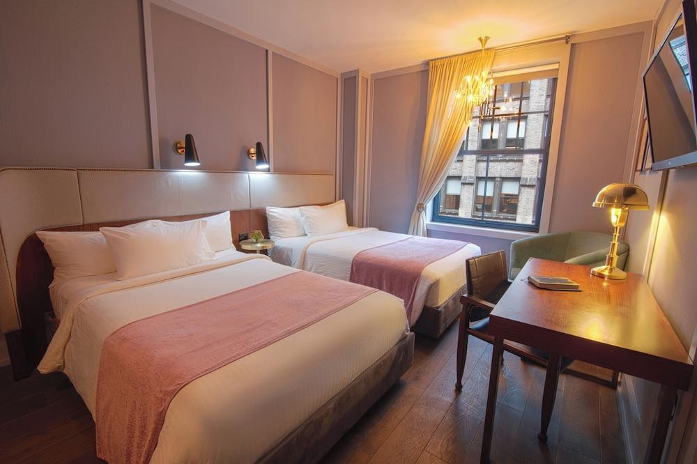 The Evelyn Hotel Room Type - Deluxe Room, 2 Double Beds