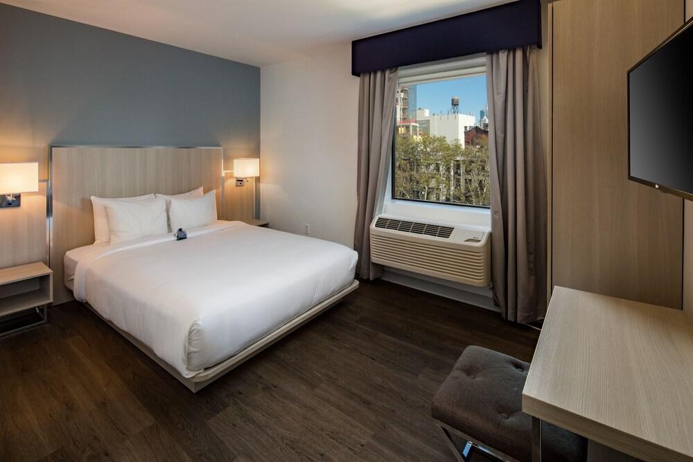 The Gatsby Hotel Room Type - Gatsby Deluxe Queen