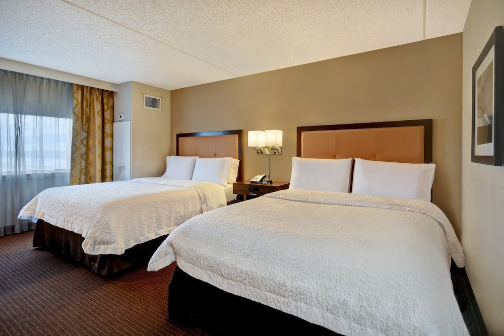 Hampton Inn JFK Airport - Tap to explore photos