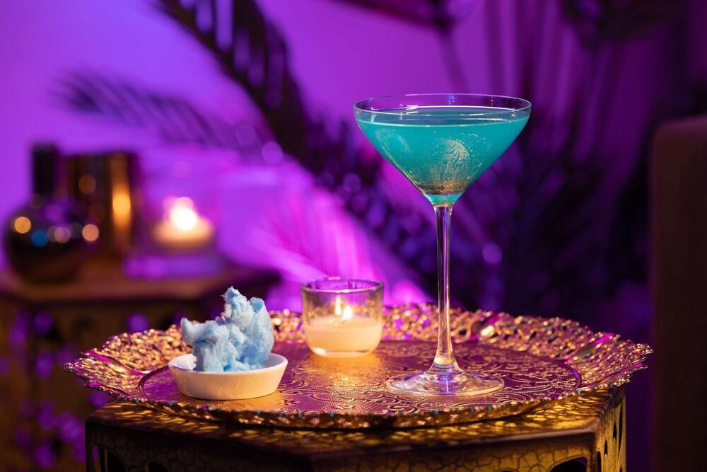 Hilton Times Square Room Type - 1KG ALADDIN THEMED STUDIO