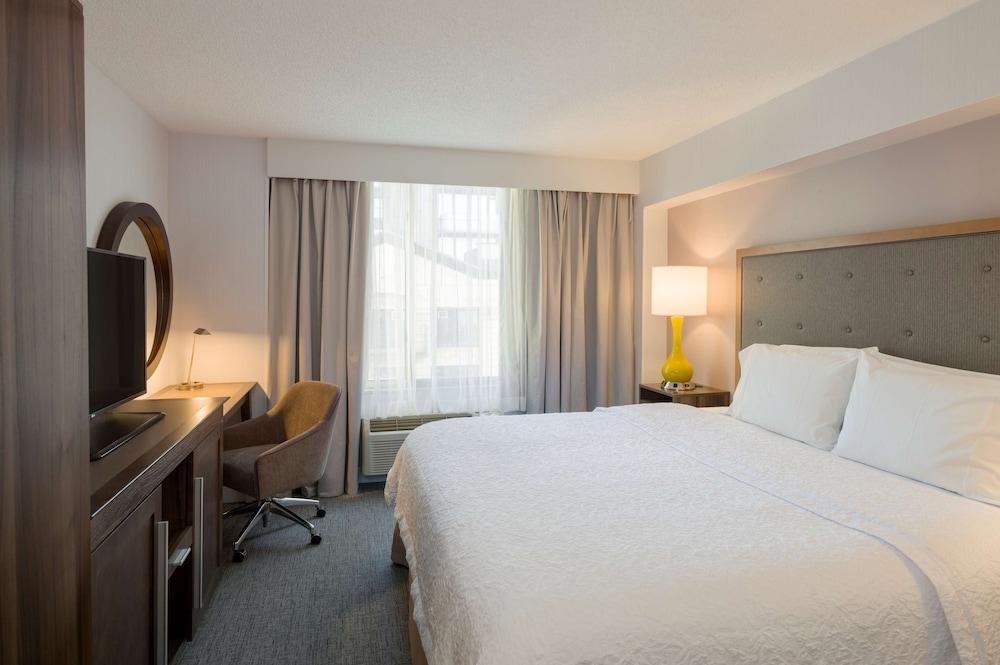 Hampton Inn Manhattan Chelsea Room Type - 1KG MOB HEAR ACC RI-SHW NS