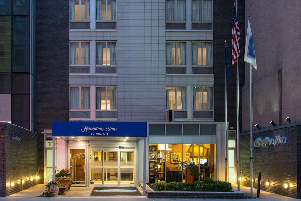 Hampton Inn Madison Square Garden Area Hotel - Tap to explore photos