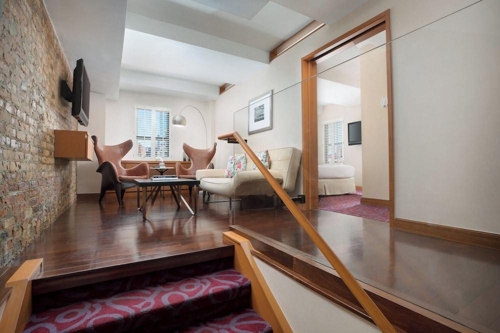 Renaissance New York Hotel 57 Room Type - Carriage House Suite
