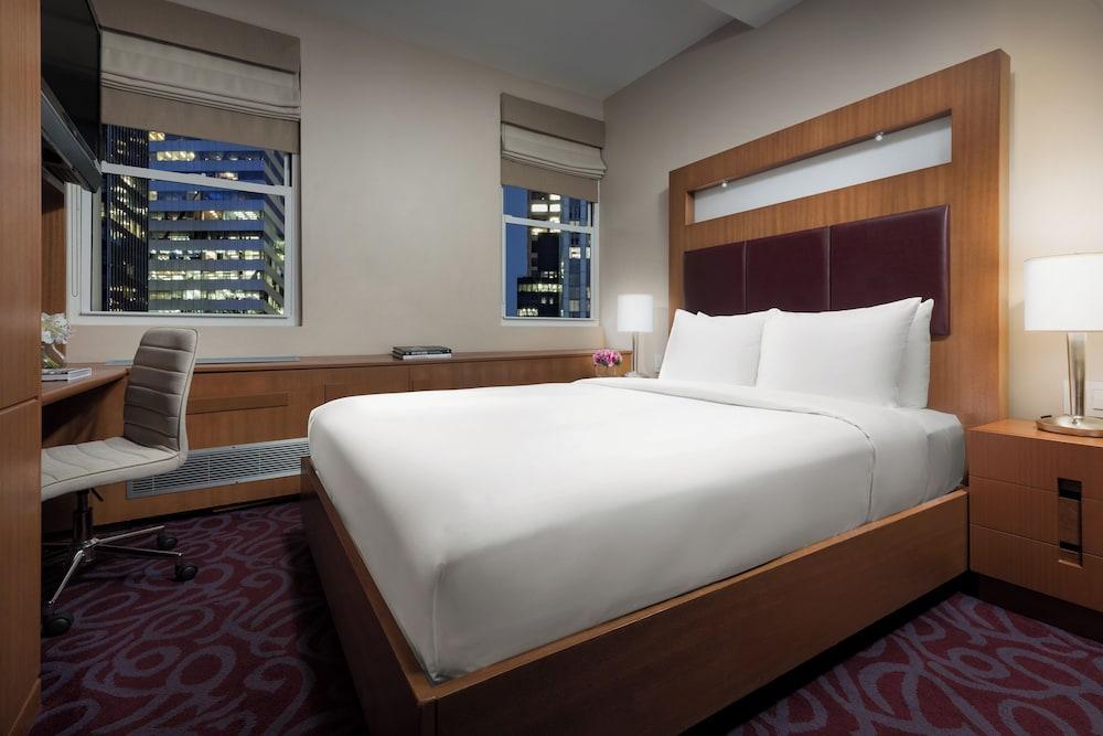 Renaissance New York Hotel 57 Room Type - Superior Full