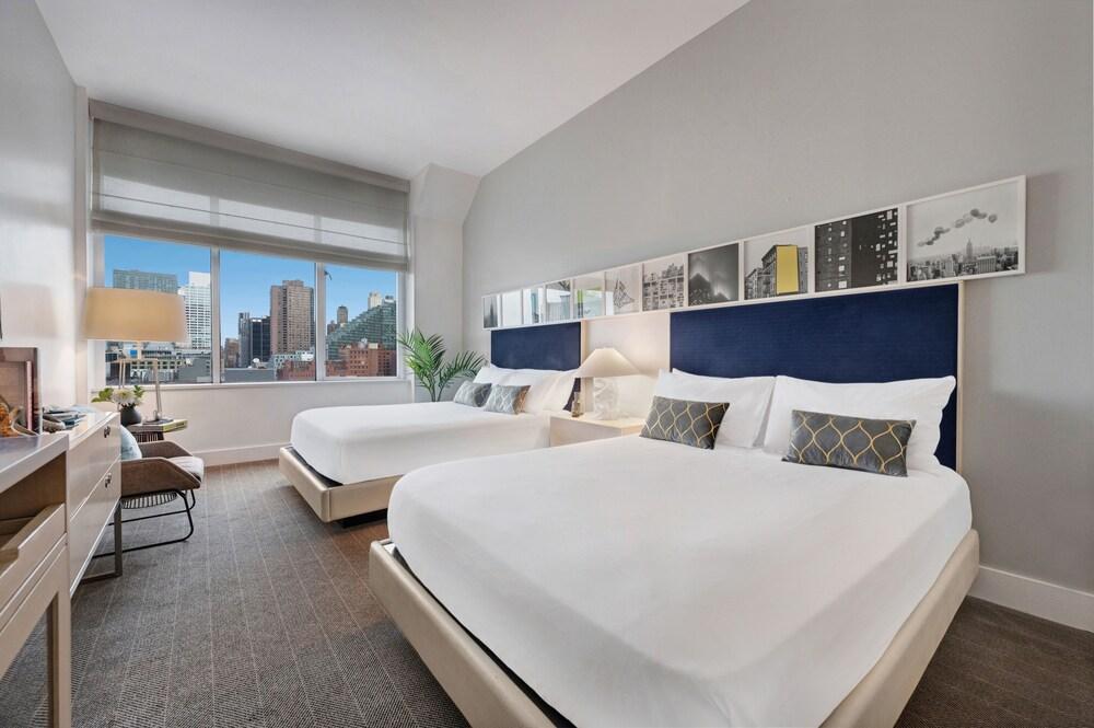 Ink 48 Hotel Room Type - Deluxe Room, 2 Queen Beds