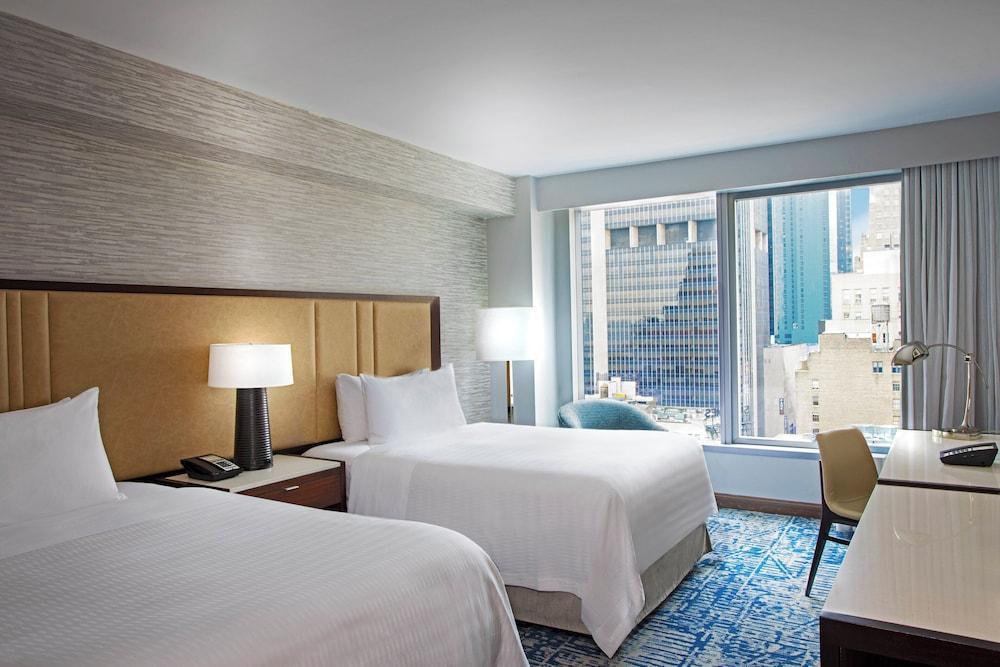InterContinental - New York Times Square Room Type - 2 Double Classic Low Floor