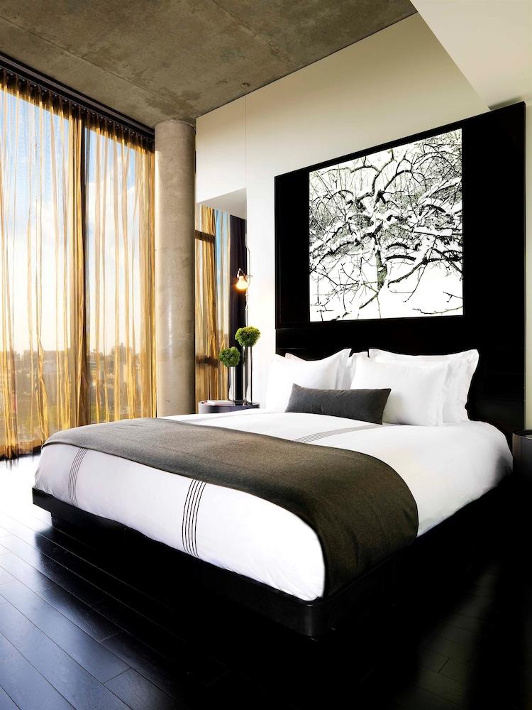 SIXTY Lower East Side Room Type - Queen Studio