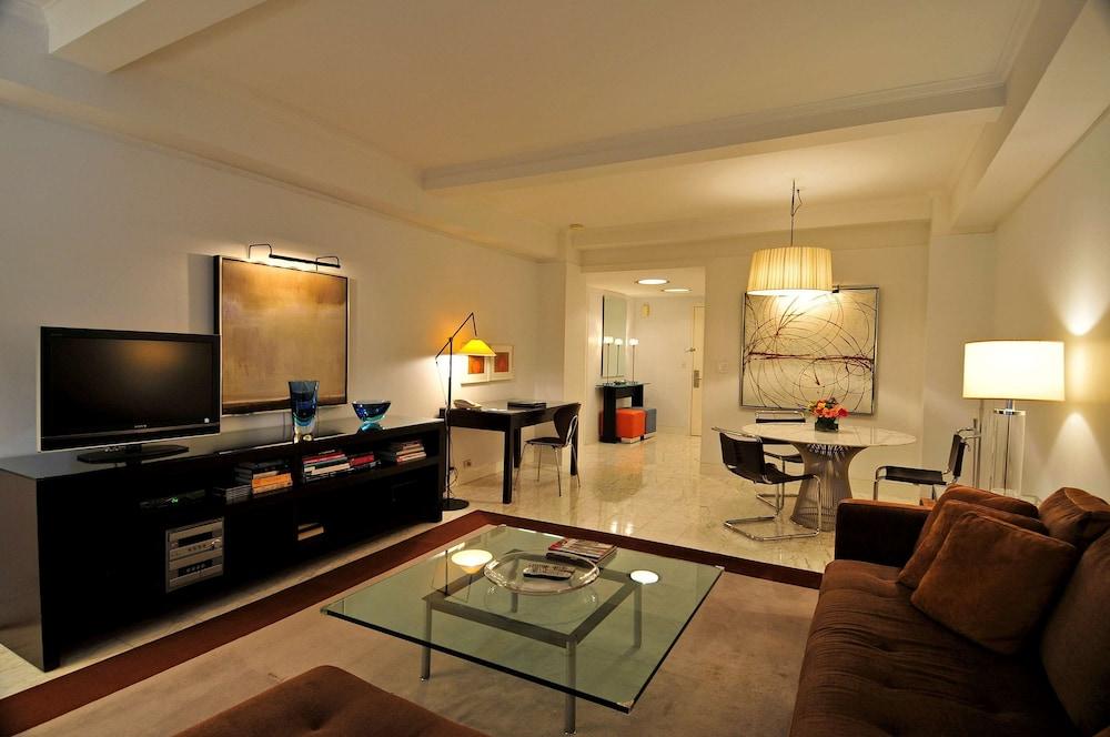 The Lombardy Hotel Room Type - Manhattan Suites
