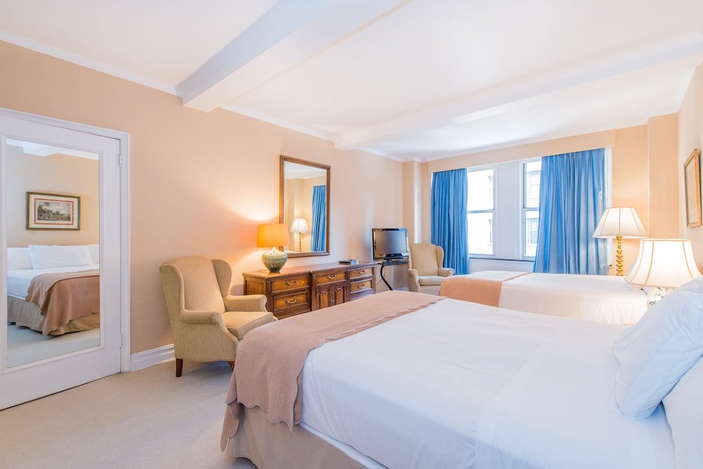 The Lombardy Hotel Room Type - Suite, 2 Queen Beds
