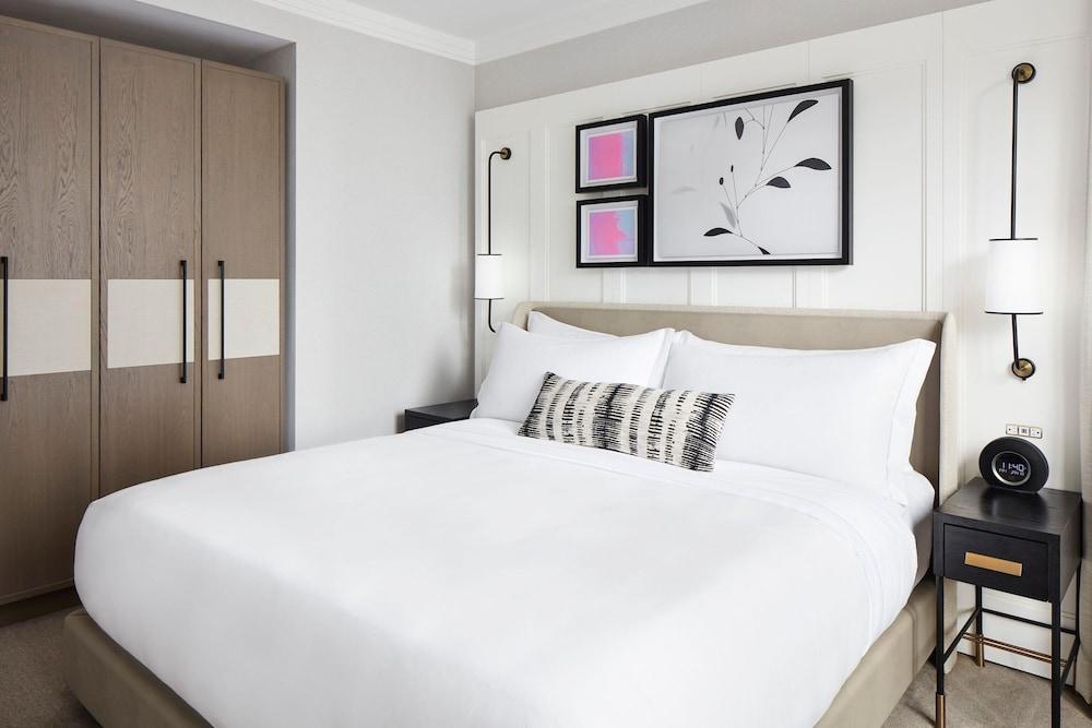 The London, a Luxury Collection Hotel, New York City Room Type - Suite, 2 Bedrooms, City View