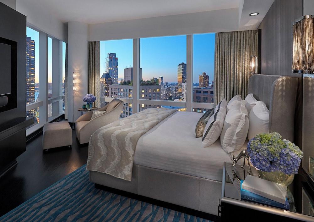 Mandarin Oriental, New York Room Type - Hudson River View, Suite