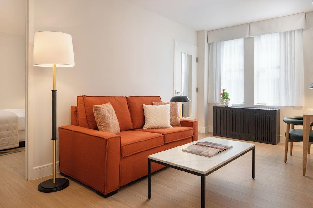 Aura Hotel Times Square Room Type - Suite, 1 Bedroom