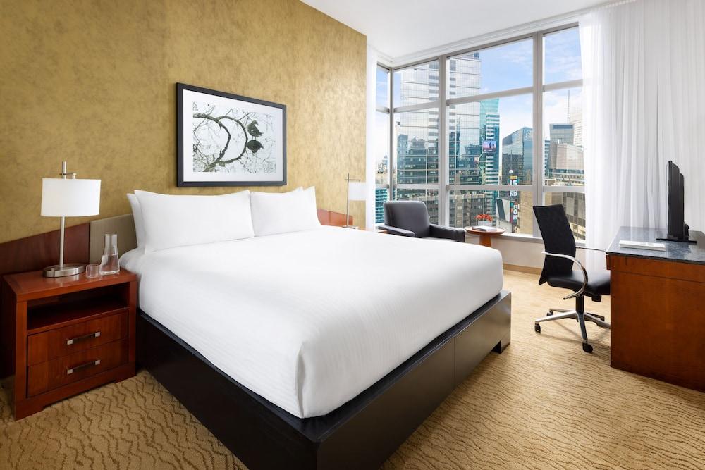 Millennium Hotel Broadway Times Square Room Type - Premier Room, 1 King Bed (Ball Drop View) Millennium Hotel Broadway Times Square Room Type - Premier Room, 1 King Bed (Ball Drop View)