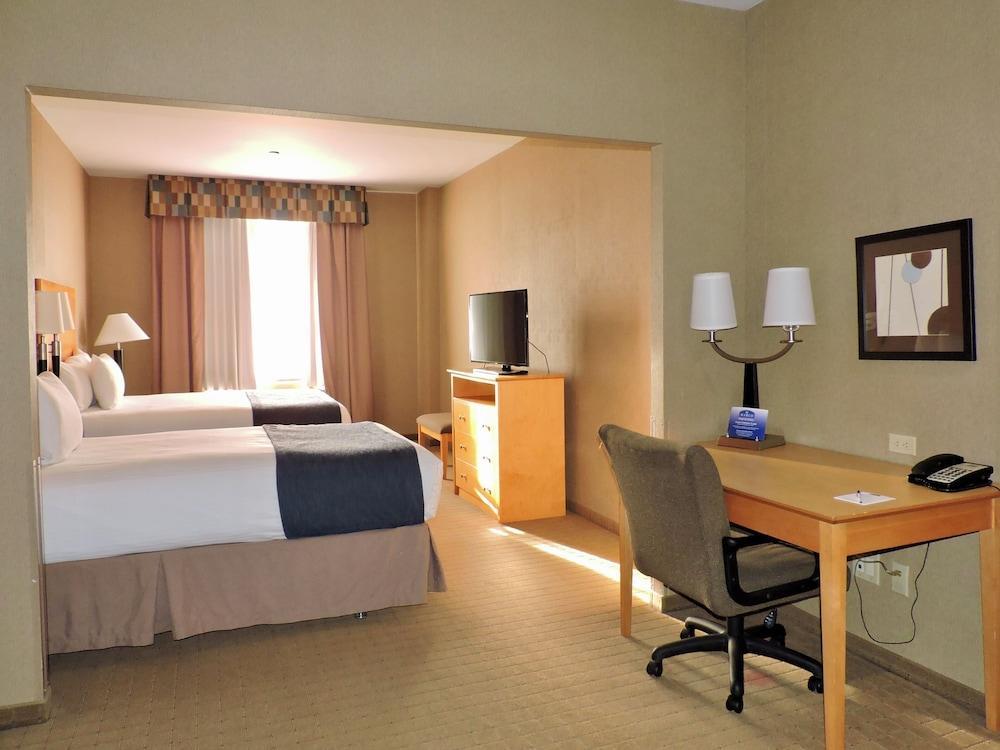 Marco LaGuardia Hotel Room Type - Studio Suite, 2 Double Beds